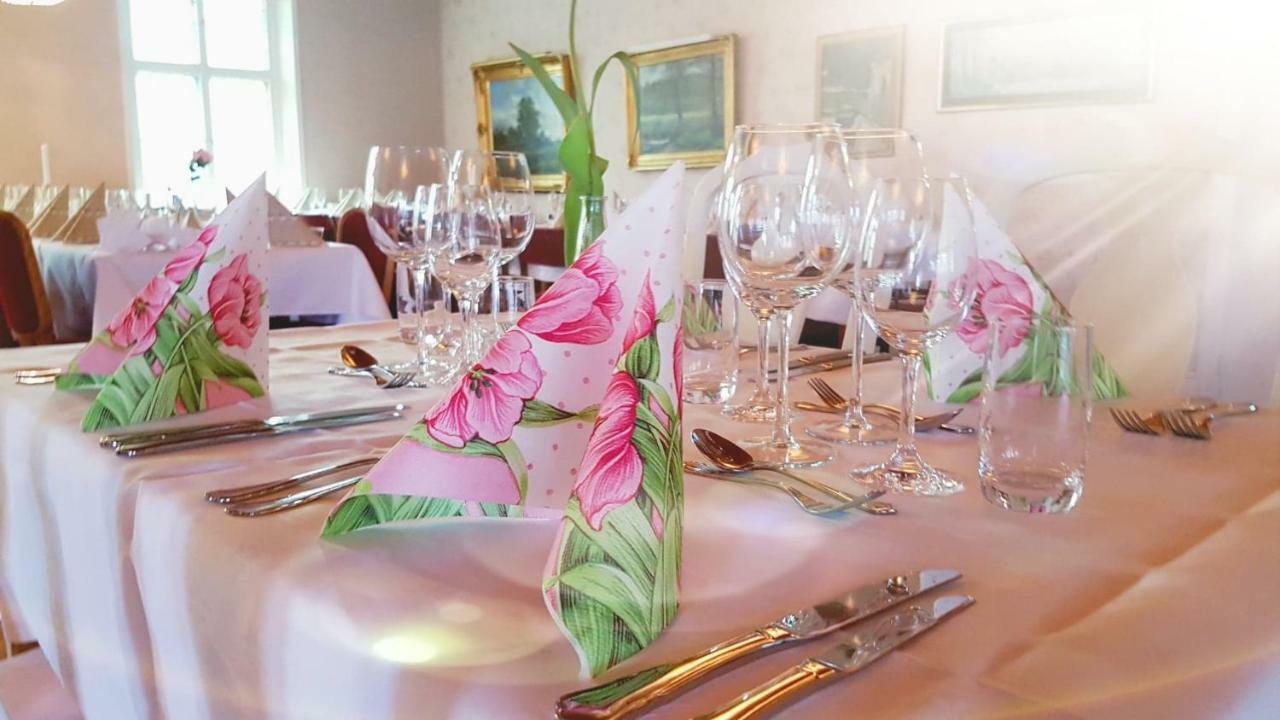 Spangens Gaestgivaregard Inn Ljungbyhed Ngoại thất bức ảnh